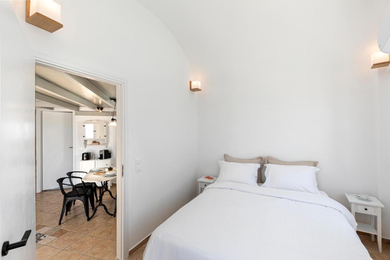 Calderas Hug & Panoramic Sea View - 3 Lux Suites Imerovigli  Dış mekan fotoğraf